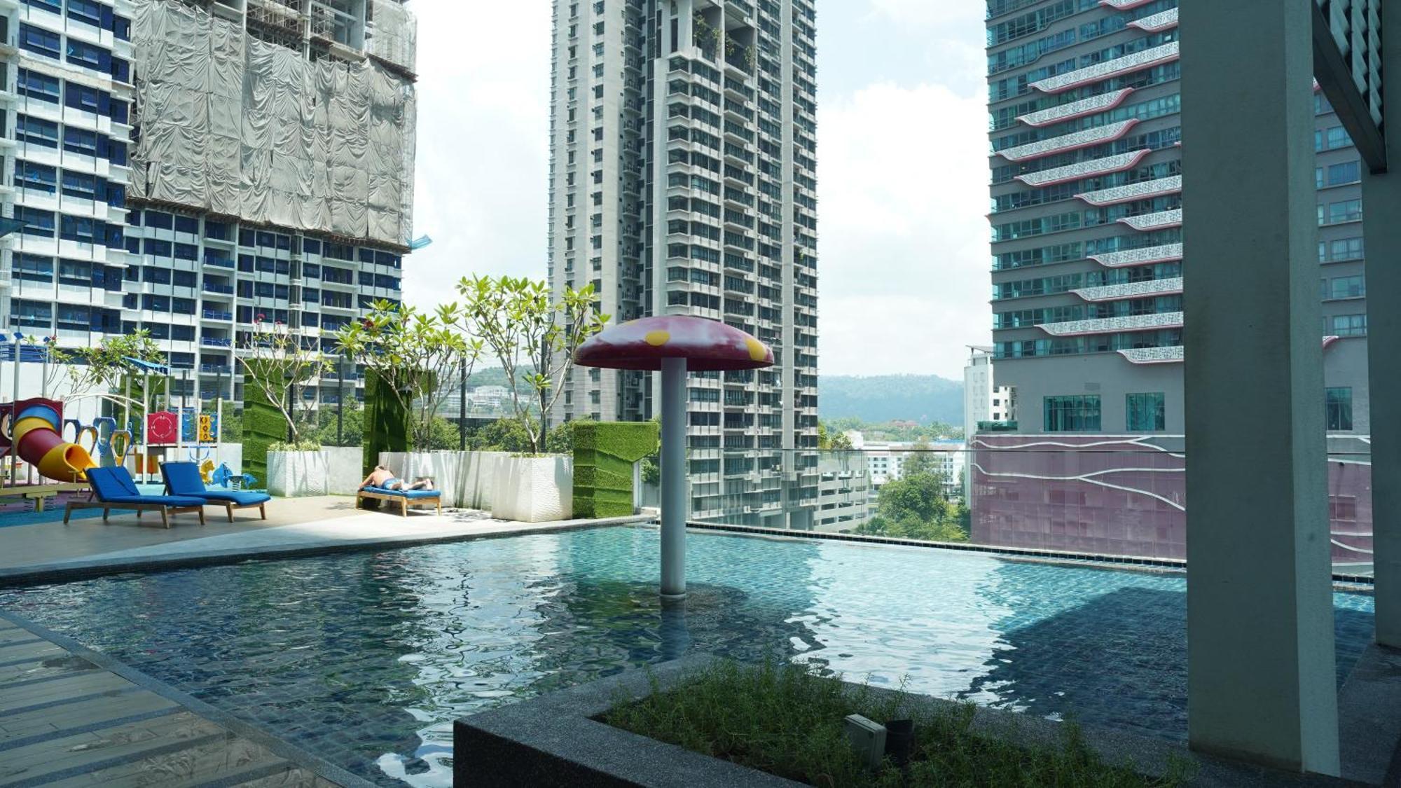Reizz Residence By Elysium กัวลาลัมเปอร์ ภายนอก รูปภาพ
