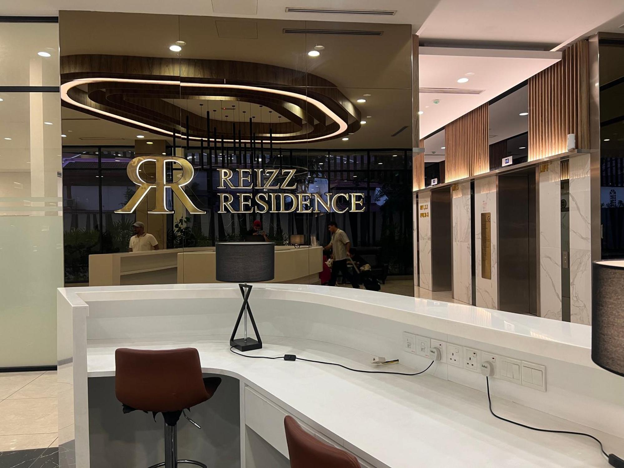 Reizz Residence By Elysium กัวลาลัมเปอร์ ภายนอก รูปภาพ